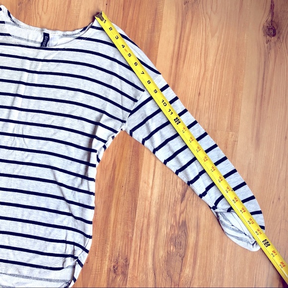 H&M DIVIDED Striped Shirt 3/4 Sleeve Size 6 Gray Black Women’s - Picture 5 of 11